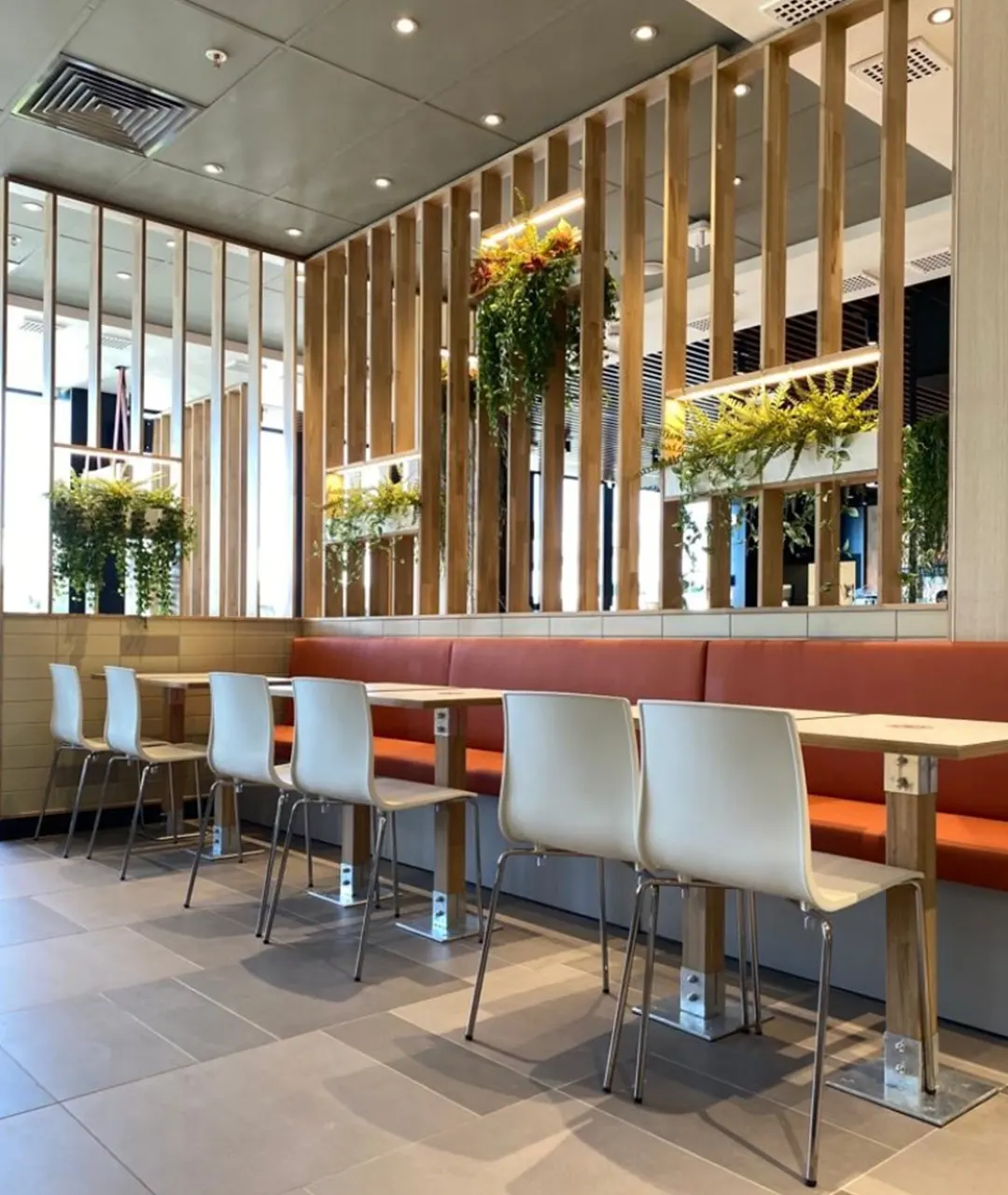 Lavori di manutenzione ordinaria per i locali McDonald’s e Panella Caffè di Chef express Spa all’interno dell’aeroporto “G.B. Pastine” di Ciampino.