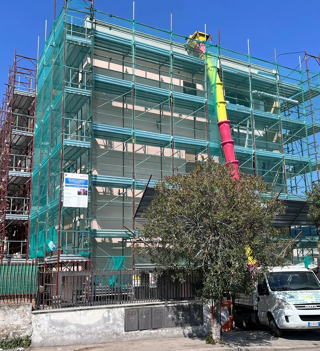Esecuzione di tutti gli interventi Eco Sisma Bonus 110 per alcuni edifici civili a Roma.