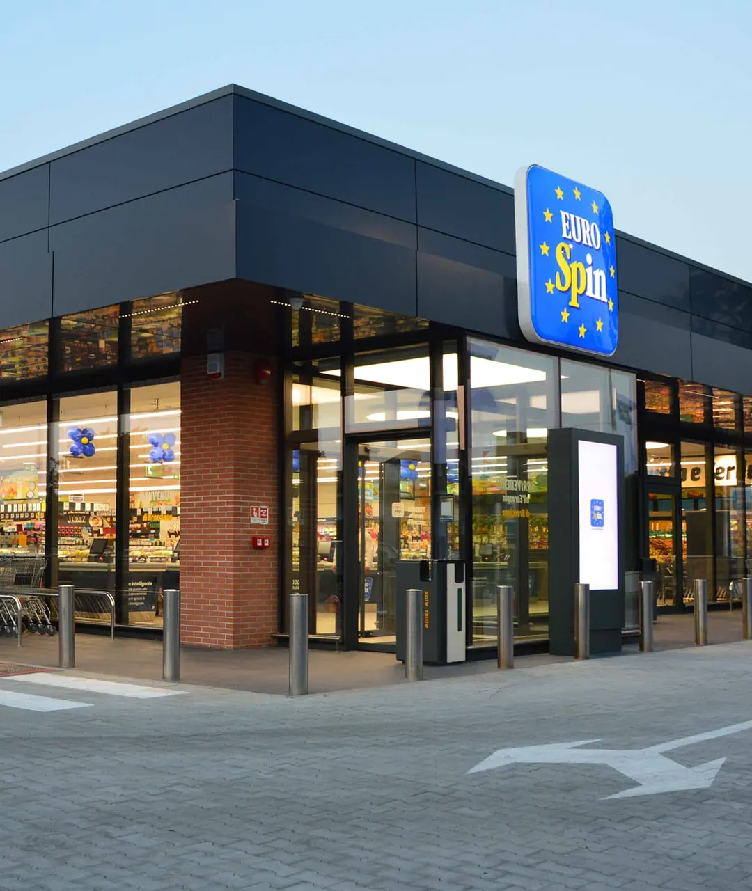 Progettazione architettonica dei punti vendita a Roma Boccea e Aprilia di Eurospin.