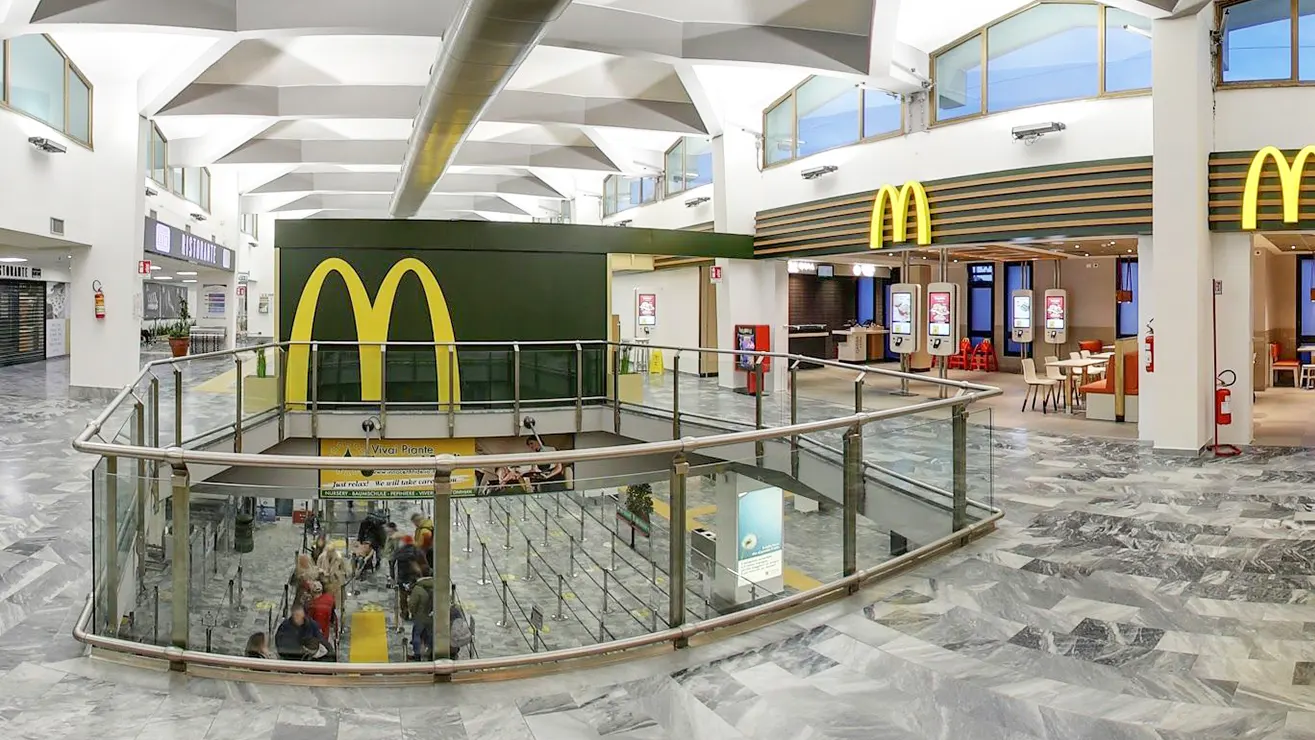 Realizzazione opere murarie e impiantistiche tecnologiche del ristorante McDonald’s a Roma presso l'aeroporto internazionale di Pisa "Galileo Galilei".