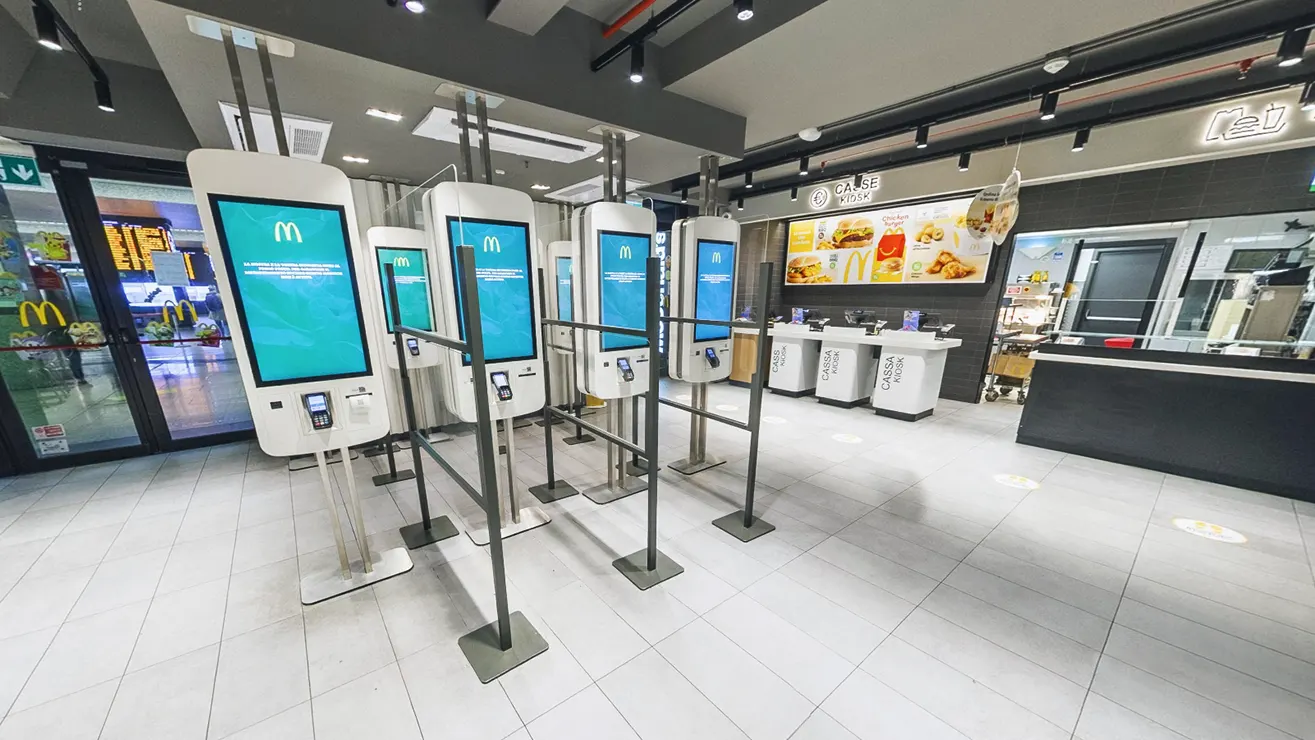 Esecuzione lavori edili e installazione impianti tecnologici per il ristorante McDonald’s a Roma Termini in Via Marsala.