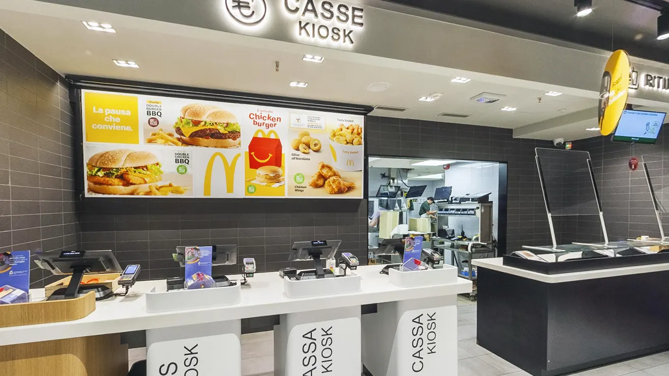 Esecuzione lavori edili e installazione impianti tecnologici per il ristorante McDonald’s a Roma Termini in Via Marsala.