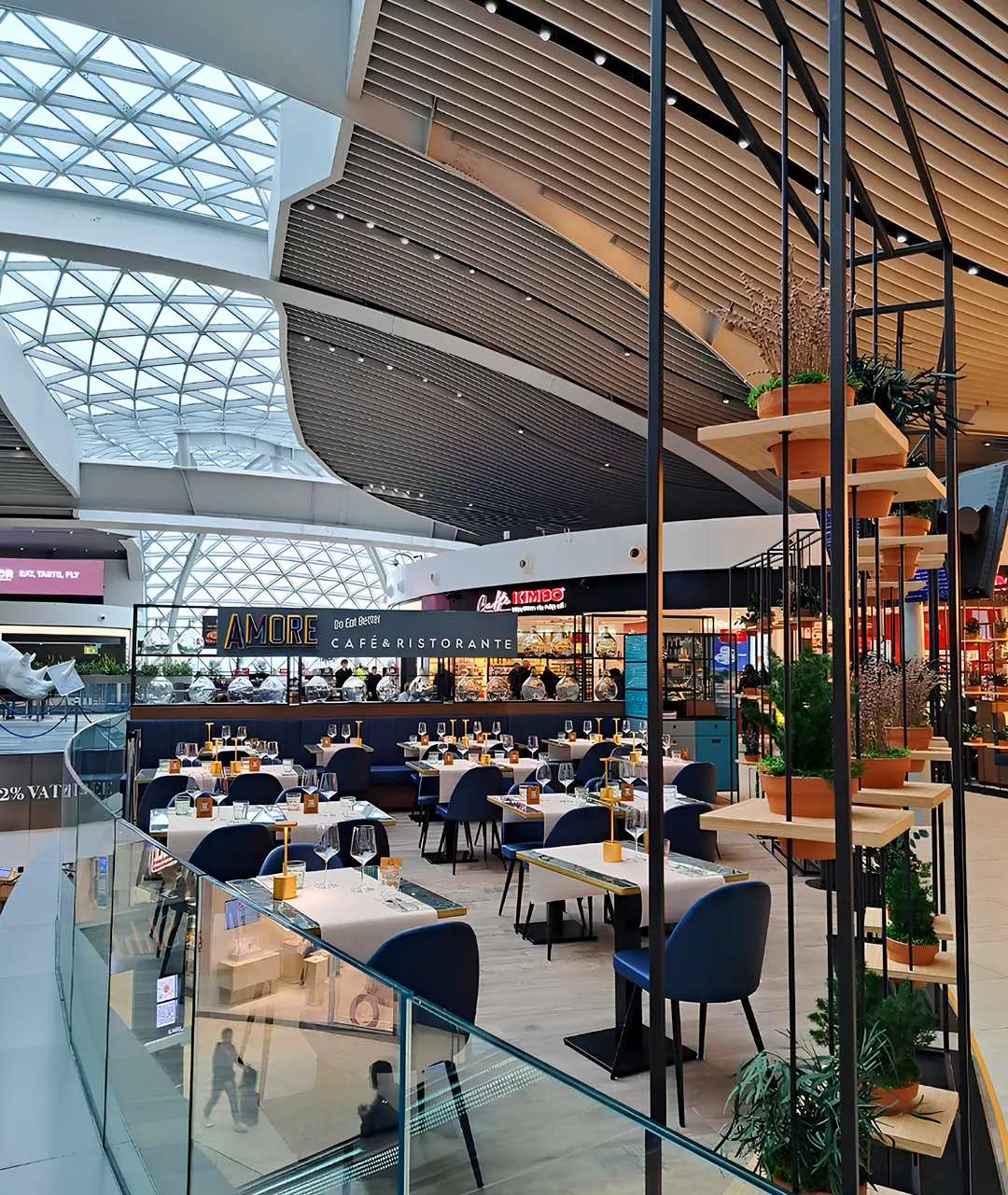 Lavorazioni edili, realizzazioni impianti tecnologici e creazione aree operative per il concept Amore Do Eat Better all'aeroporto di Roma Fiumicino “Leonardo Da Vinci”.