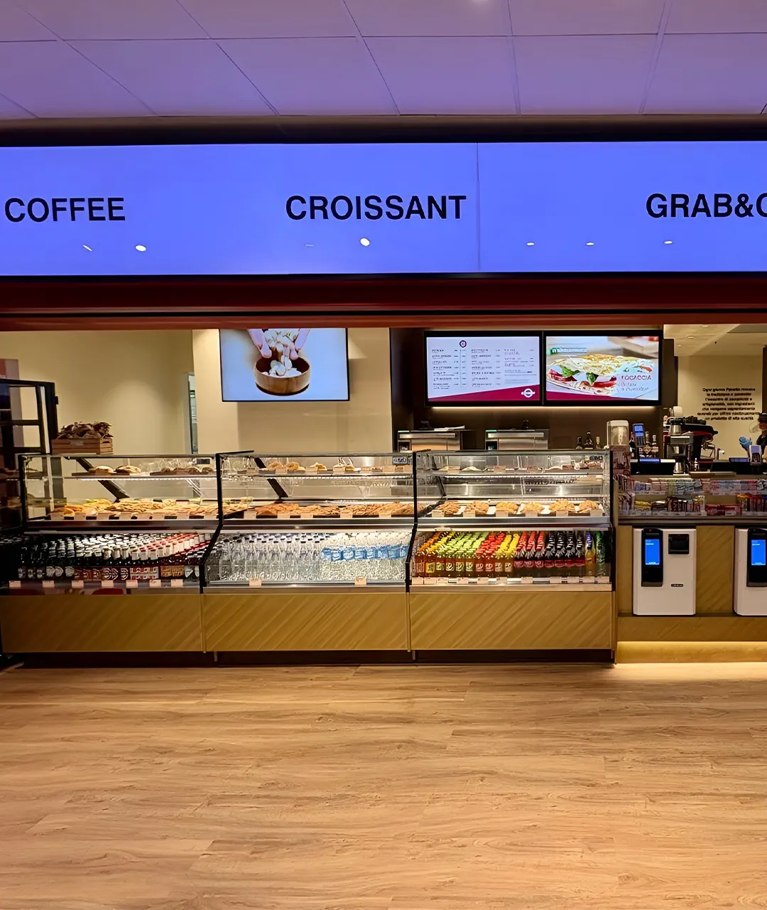 Realizzazione opere murarie e rifacimento impianti tecnologici di Panella Chef express presso l'aeroporto internazionale di Pisa "Galileo Galilei".