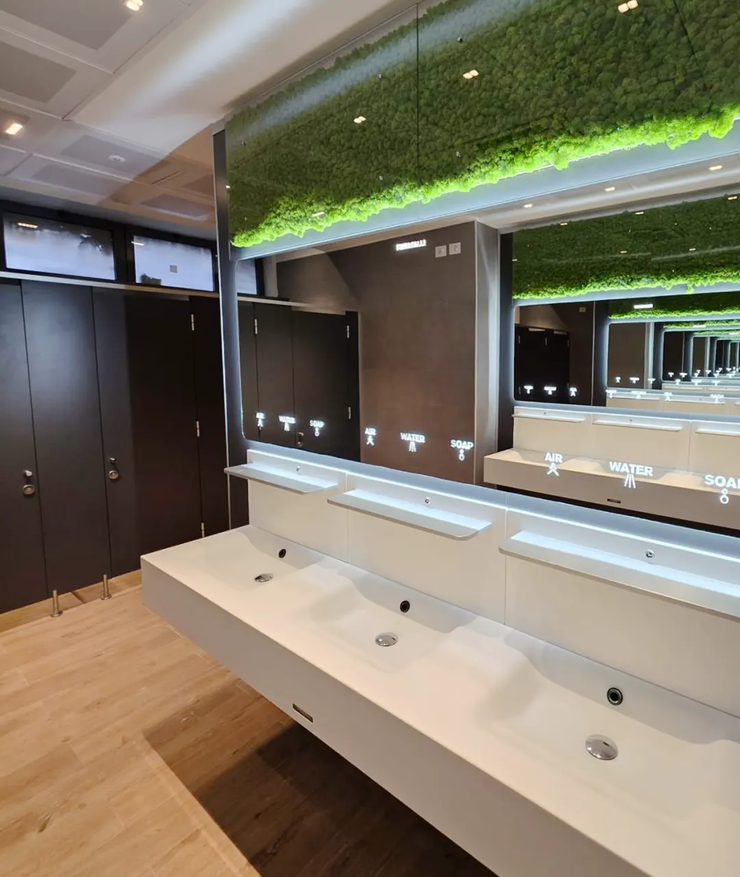 Ristrutturazione e design dei bagni Autogrill dell’area di servizio Valtrompia Sud Sud sulla rete A4 Milano-Venezia a Roncadelle (BS).