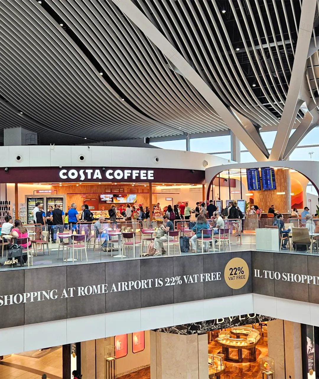 Progettazione e realizzazione del secondo store di Costa Coffee all'Aeroporto “L. Da Vinci” di Fiumicino a Roma.