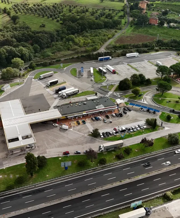 Ristrutturazione del bagno pubblico nell’area di servizio Autogrill: guida tecnica, fasi del cantiere e normativa di riferimento.